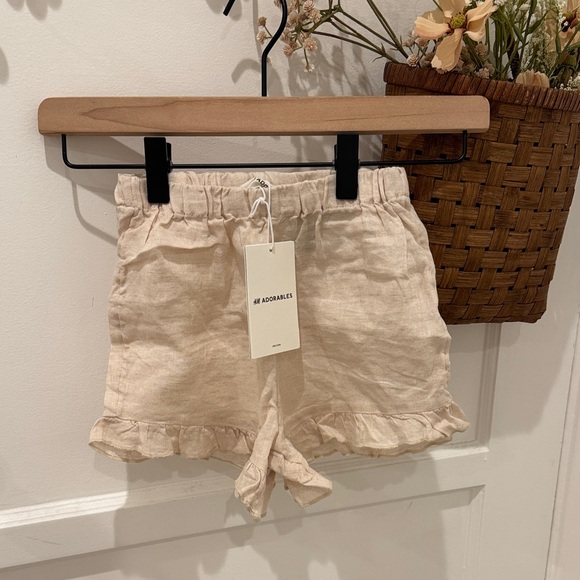 Cream Ruffle Linen Shorts - Picture 2 of 5